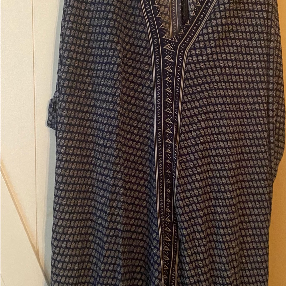 EUC JENNAFER GRACE CAFTAN